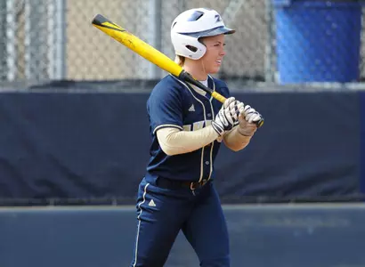 Softball falls to Kent State at home, 8-3 Image