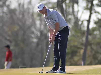 Men's Golf Remains in Second Place on Day Two of MAC Championship Image