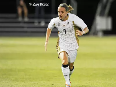 Women's Soccer Fights Through Two Overtimes to Beat Bryant, 3-2 Image