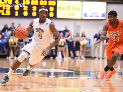 Men's Basketball Opens Home Stand with 67-50 Win Over Bowling Green Image