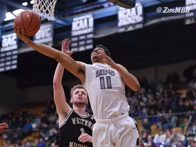 Men's Basketball Opens MAC Play with 72-52 Win Over Western Michigan Image