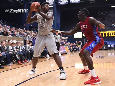Zips Win Seventh Straight, Johnson Has Career Night Image