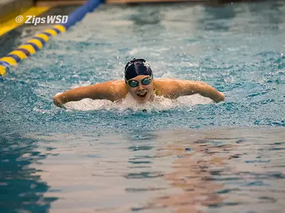 Swimming and Diving Tied for First After Day One of MAC Championships Image