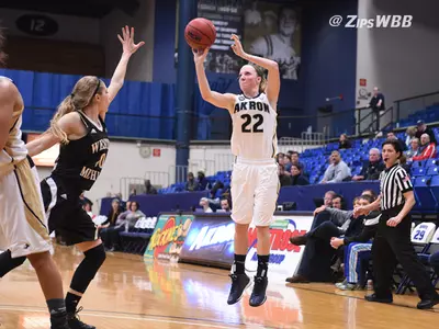 Clutch shooting lifts Akron past Western Michigan, 69-66 Image