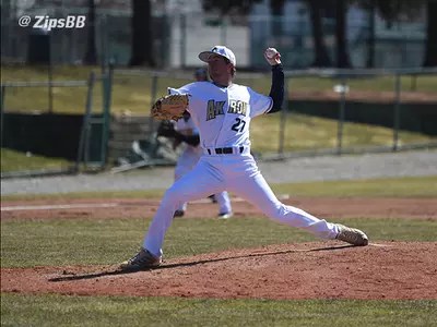 Havrilak, Valek Shine in 7-4 Win over Miami (Ohio) Image