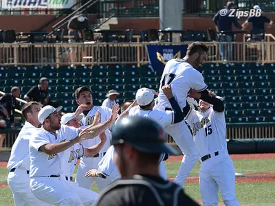 Baseball Posts Eight Runs in the Ninth Inning for 9-8 Walk-Off Win over Ball State Image
