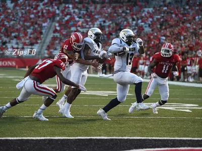 Zips Power Past Louisiana, 35-14 Image