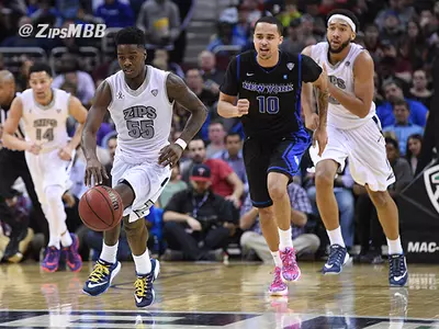 Zips Fall to Buffalo on Final Shot, 64-61 Image