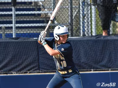 Akron Softball Sweeps Two for Fifth Straight Win Image