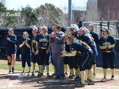 Akron Sweeps Cleveland State, 3-1 and 5-4 Image