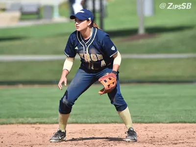 Zips Take Two and Win Sixth Straight Image