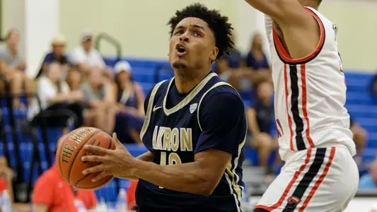 Xavier Castaneda Cayman 2022