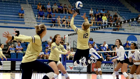 Akron volleyball 2023