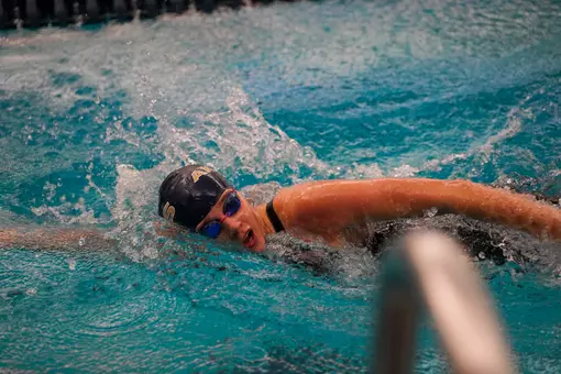 Akron Shines on Day 3 of the Zippy Invitational