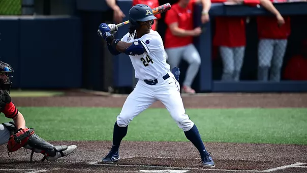 Action Photo of Prince DeBoskie hitting