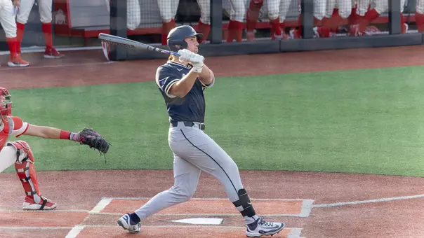 Action Photo of Easton Amundson at the plate