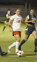 Cats fall to Huskies