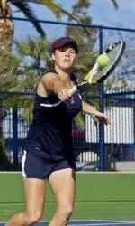 No. 1 UCLA Edges Arizona Women's Tennis, 5-2