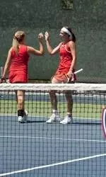 Landsman Leads Women's Tennis on Day Two