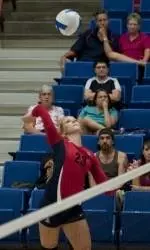 Kingdon Leads Arizona Volleyball Past San Francisco, 3-2