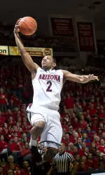 No. 7 Arizona Holds Off Stanford, 73-66
