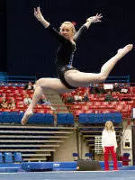 Cats Beat Dawgs for Conference Win