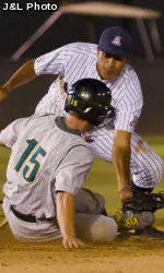 Clutch Ducks Down Cats, 6-1