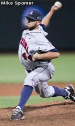 Cats' 12th-inning Doubles Bring in Winner