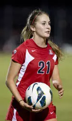 Wildcats Drop Match to Ducks, 2-0