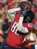 Arizona beats UCLA, 27-13
