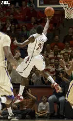 Men's Basketball Knocks Off No. 24 Washington, 87-70
