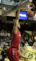 Wildcats Dominate Ducks, 74-60