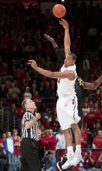 Wildcats Can't Keep Pace With Bears, Fall 95-71