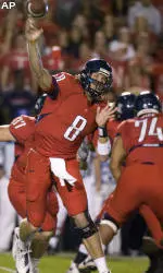 Wildcats Edged By Ducks In 2OT, 44-41