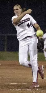 Hollowell Earns National and Pac-10 Honors