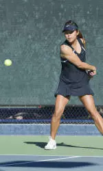 Wildcats Roll Ducks, 6-1