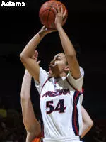 Late Surge Sends Wildcats Past Cougars, 79-72