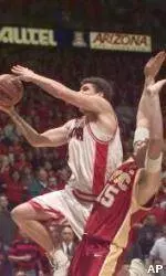 No. 15 Arizona Trounces No. 18 Trojans, 97-80