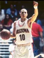 Arizona Athletics Department to Retire Mike Bibby?s Jersey