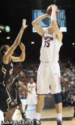 Men's Basketball Announces 2013-14 Non-Conference Schedule