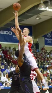 Kaleb Tarczewski
