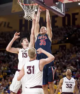 Kaleb Tarczewski