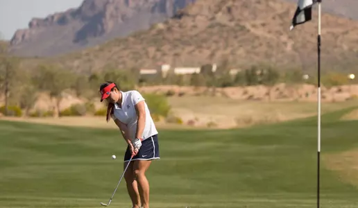 Junior Wanasa Zhou