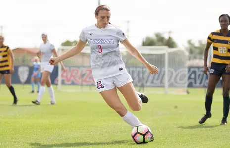 Junior midfielder Cali Crisler (3)