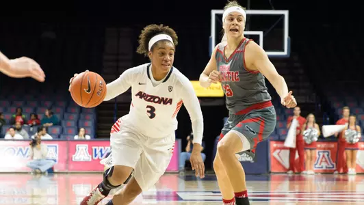 Sophomore guard Taryn Griffey (3)