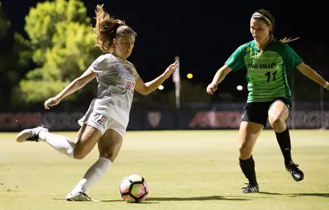 Freshman defender Samantha Falasco (23)