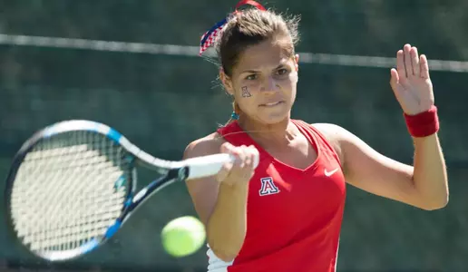Junior Samantha Czarniak