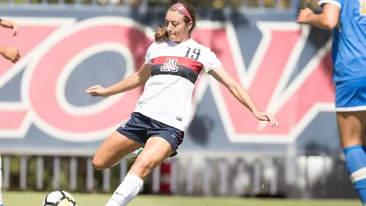 Senior defender Brandi Park (19)