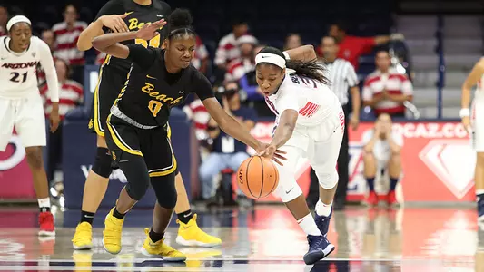 Senior guard JaLea Bennett