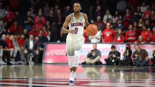 Parker Jackson-Cartwright initiates offense versus North Dakota State.